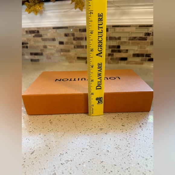 Louis Vuitton box - Picture 5 of 5